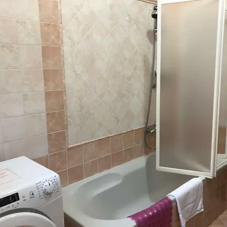 شقة La Terrazza Degli Oleandri ستريزا